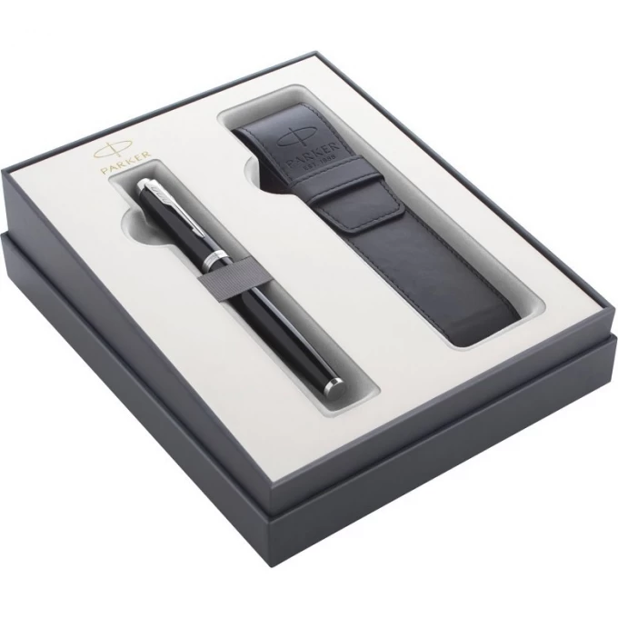 Набор PARKER IM CORE GIFT 20 BLACK CT с перьевой ручкой и чехлом CW2122001 Набор PARKER IM CORE GIFT 20 BLACK CT с перьевой ручкой и чехлом CW2122001