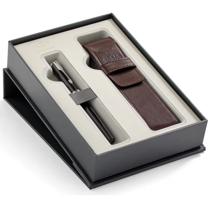 Подарочный набор PARKER: Перьевая РУЧКА PARKER SONNET BLACK LACQUER CT + чехол из экокожи 2018899 Подарочный набор PARKER: Перьевая РУЧКА PARKER SONNET BLACK LACQUER CT + чехол из экокожи 2018899